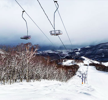 小樽朝里川温泉滑雪場